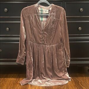 HOLDING HORSES Mauve Long Sleeve Dress